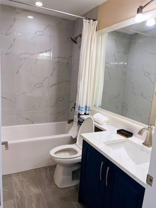 Brand New Luxury 2-Bedroom Townhouse. Duncan Exteriör bild