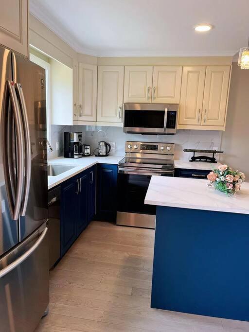 Brand New Luxury 2-Bedroom Townhouse. Duncan Exteriör bild