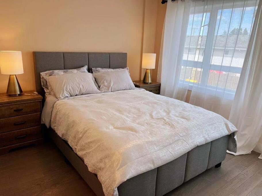 Brand New Luxury 2-Bedroom Townhouse. Duncan Exteriör bild